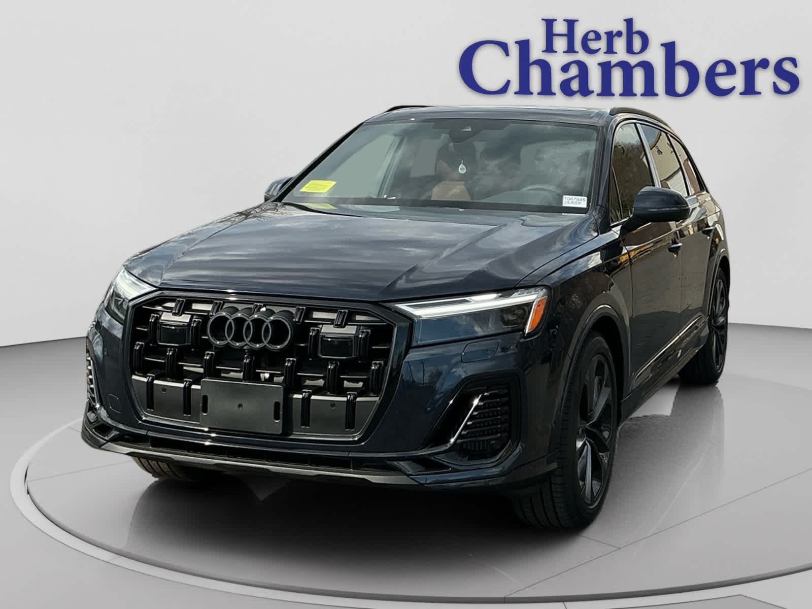 new 2026 Audi Q7 car, priced at $77,900