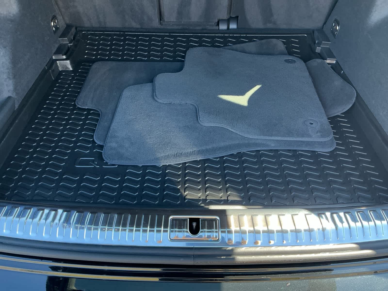 used 2025 Audi Q3 car, priced at $33,999