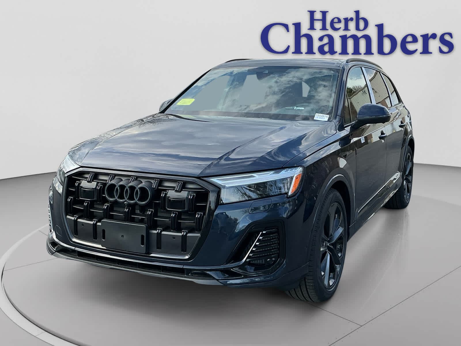 new 2026 Audi Q7 car, priced at $76,750