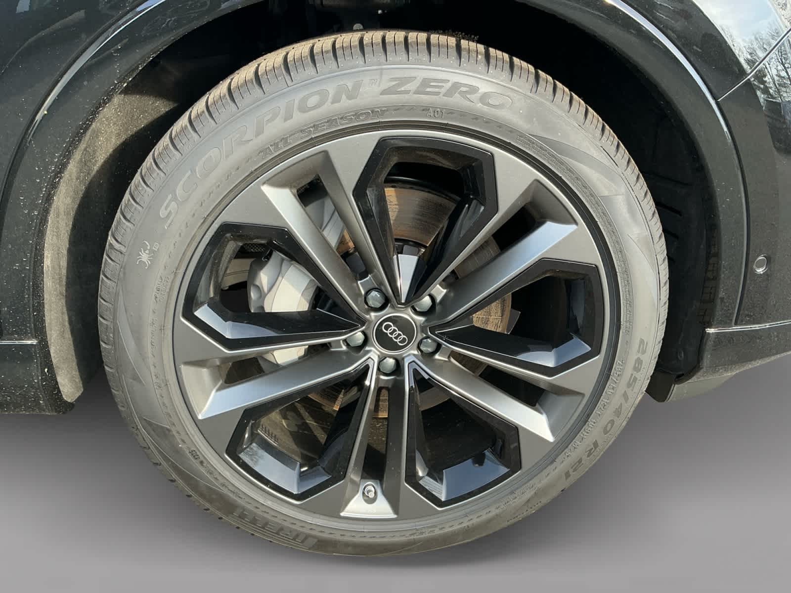 new 2026 Audi Q7 car, priced at $77,745