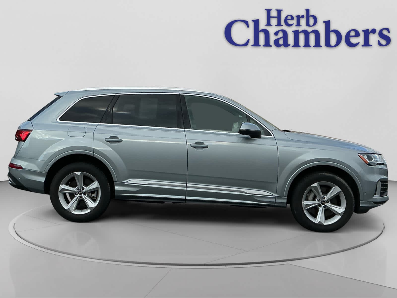 used 2023 Audi Q7 car, priced at $38,498
