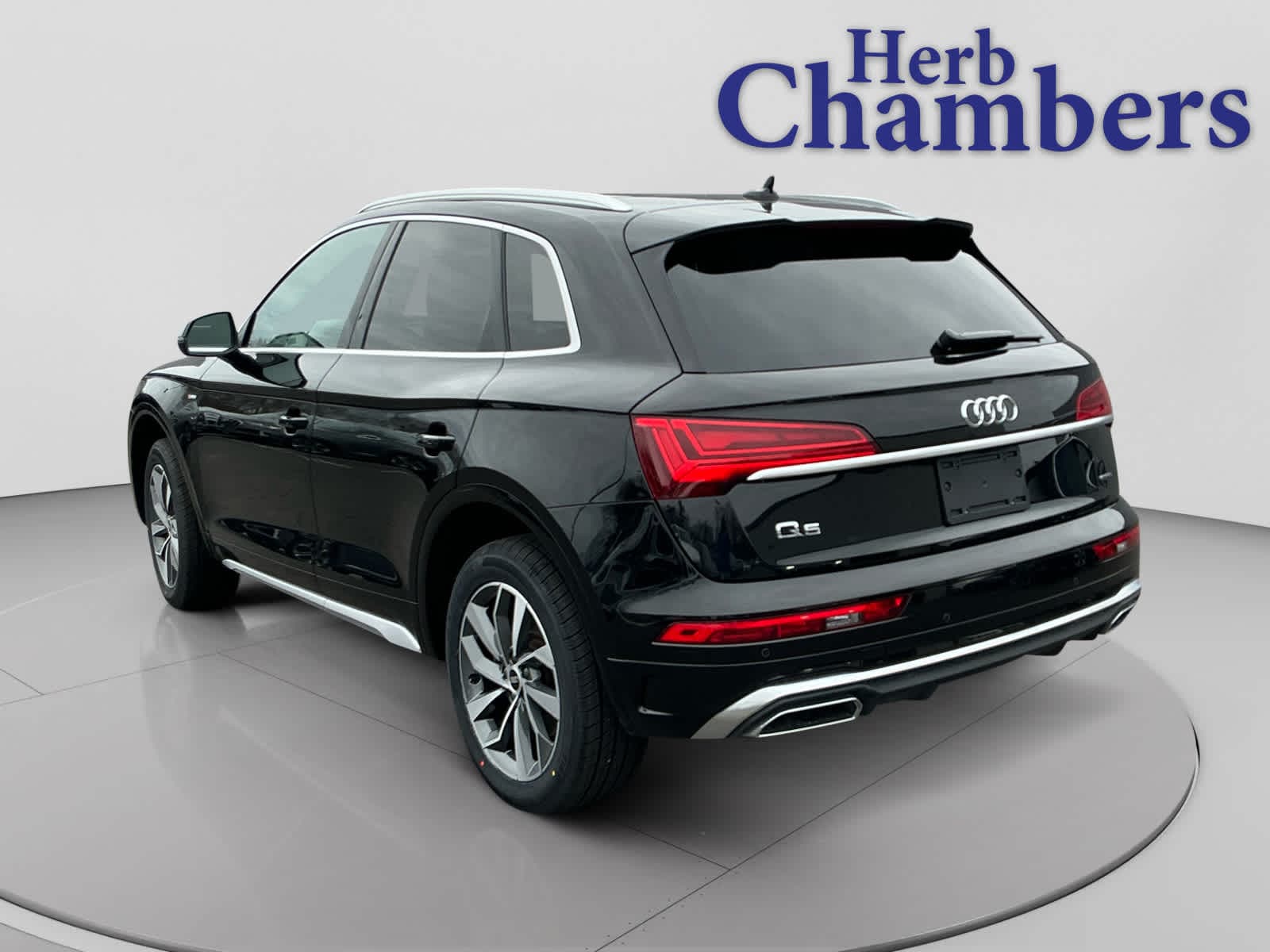 used 2023 Audi Q5 car, priced at $27,497