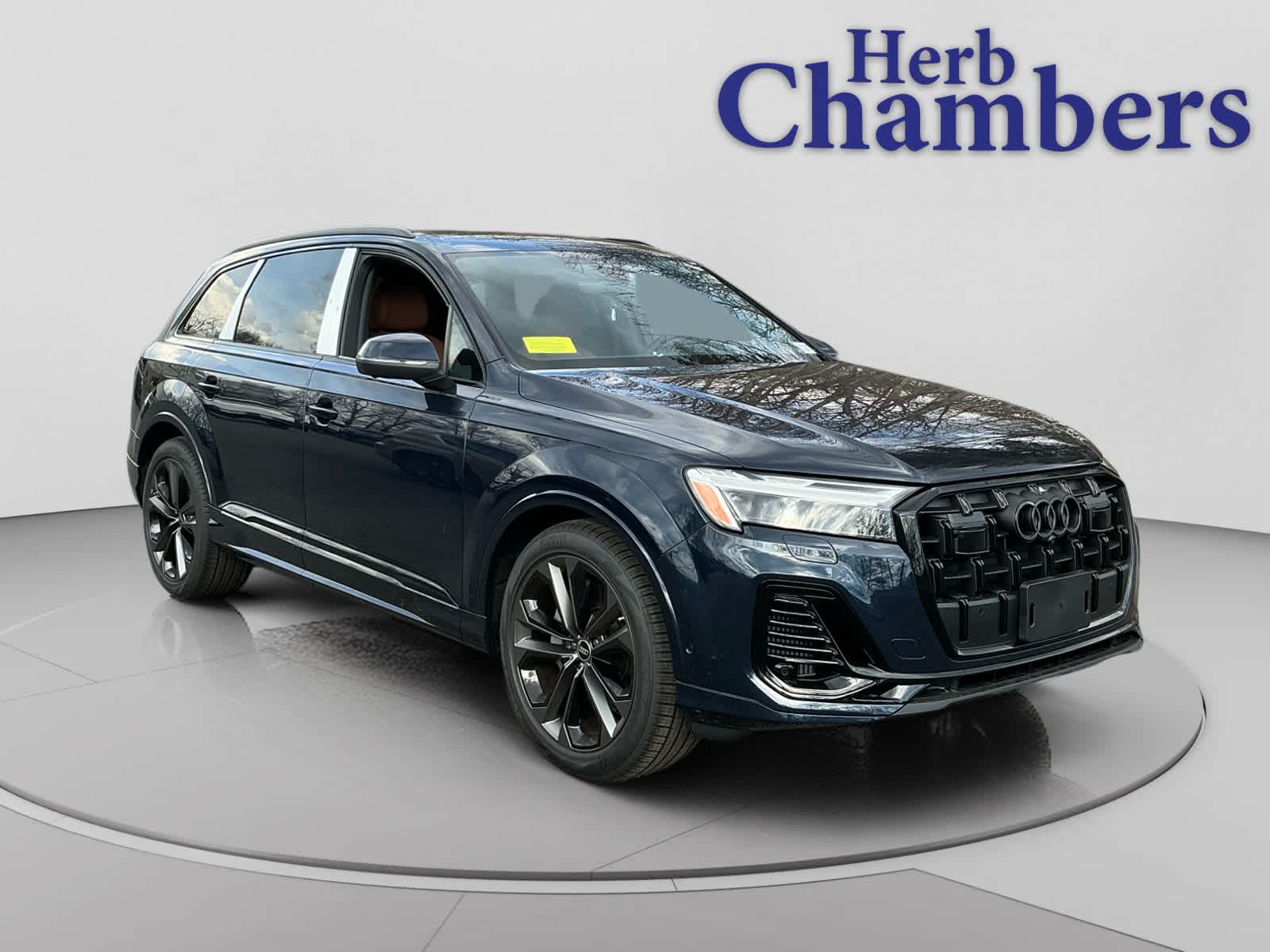 new 2026 Audi Q7 car, priced at $77,900