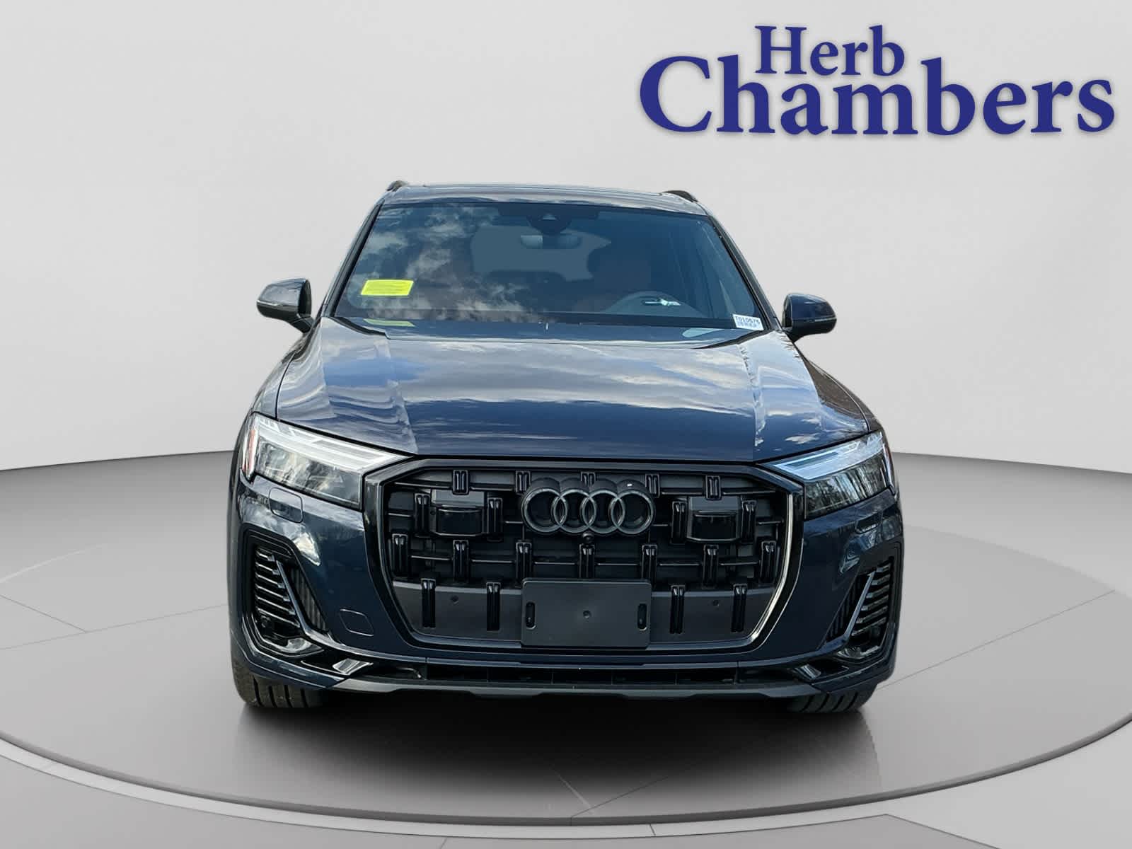 new 2026 Audi Q7 car, priced at $76,750