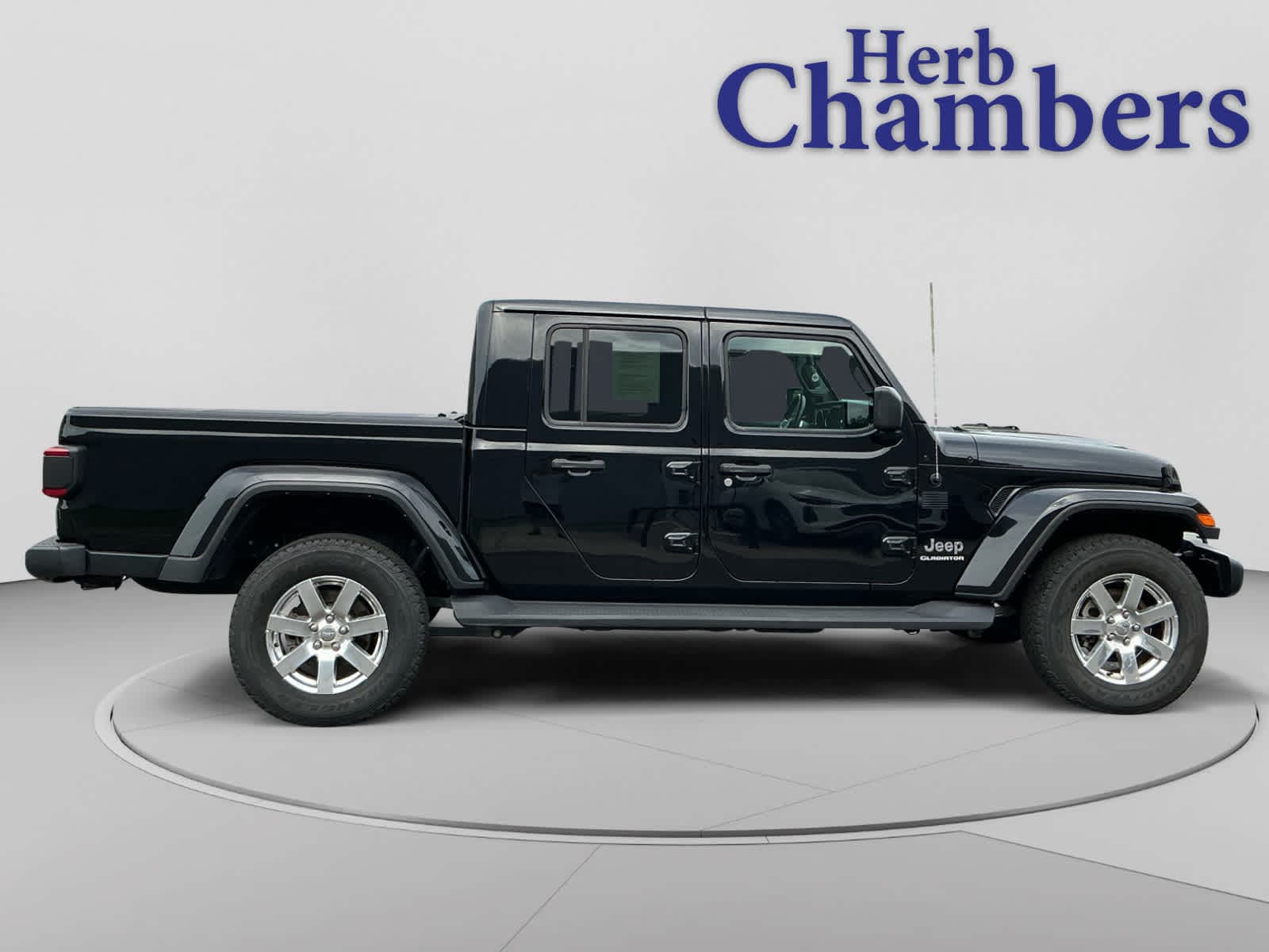used 2022 Jeep Gladiator car, priced at $28,258