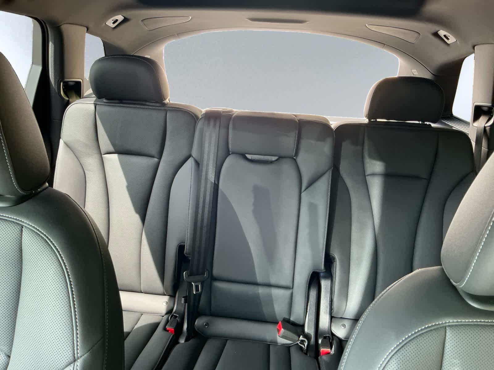 2026 Audi Q7 Premium Plus - Photo 18