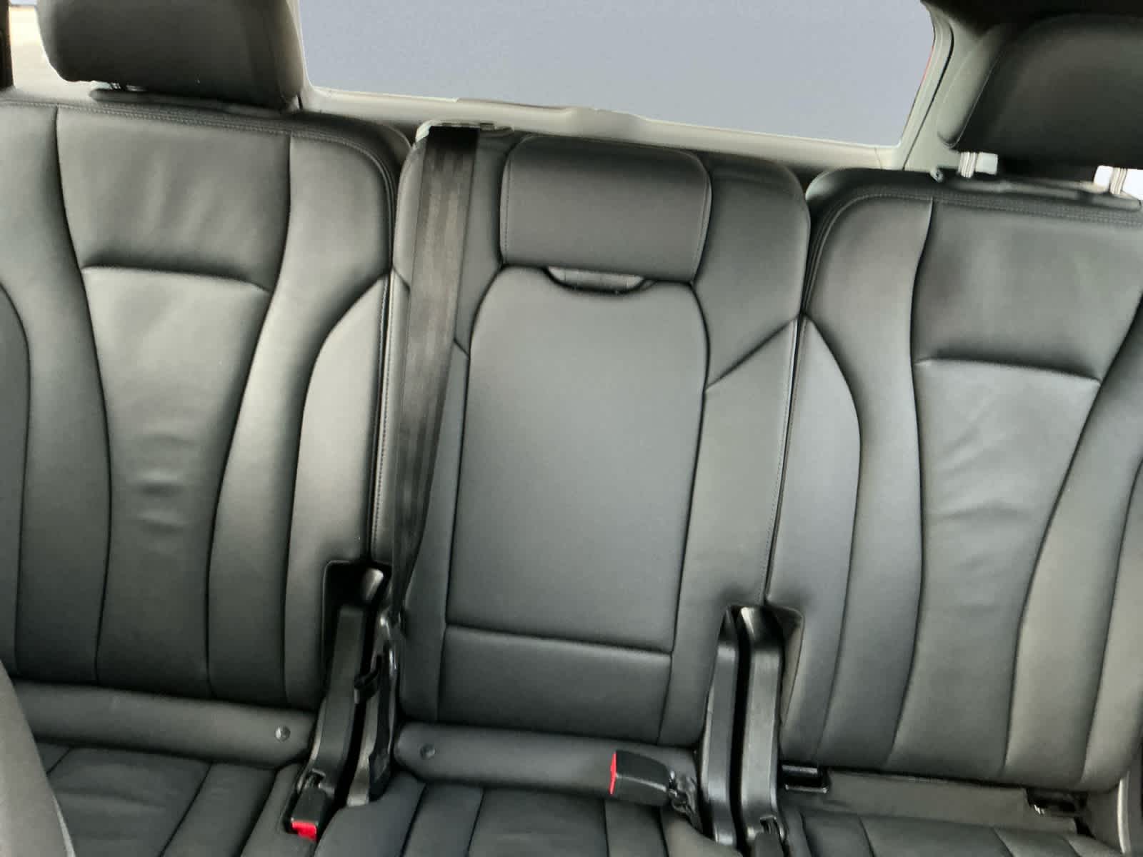 used 2023 Audi Q7 car, priced at $38,498