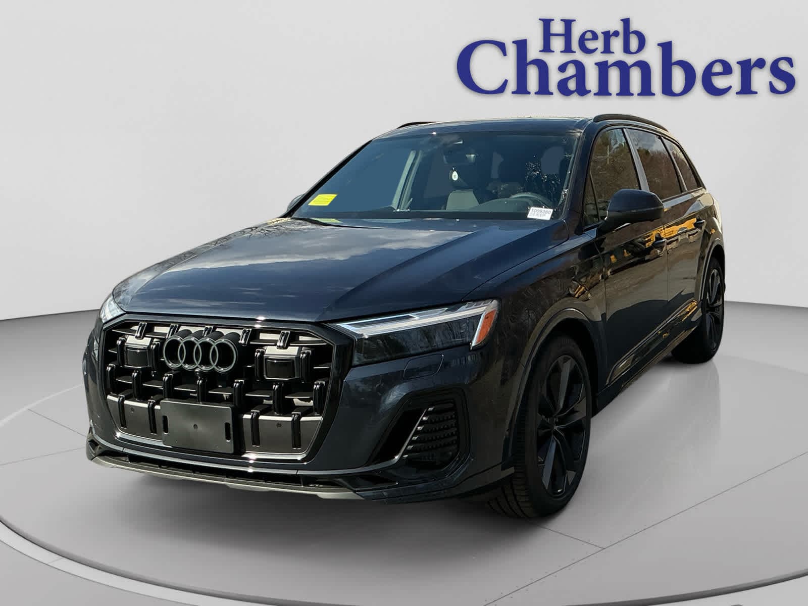 new 2026 Audi Q7 car, priced at $78,445