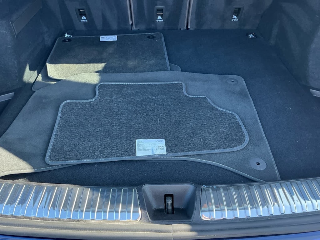 Certified 2025 Audi Q5 2.0T Premium Plus SUV