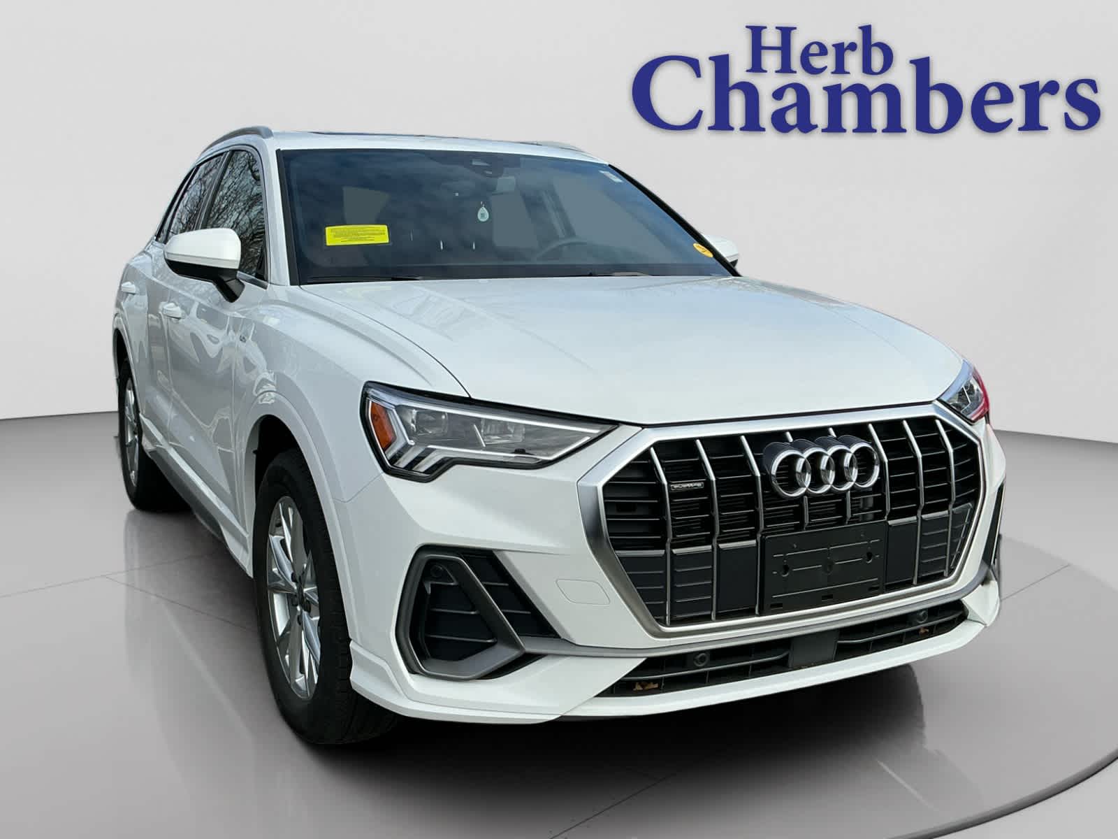 used 2025 Audi Q3 car, priced at $33,627