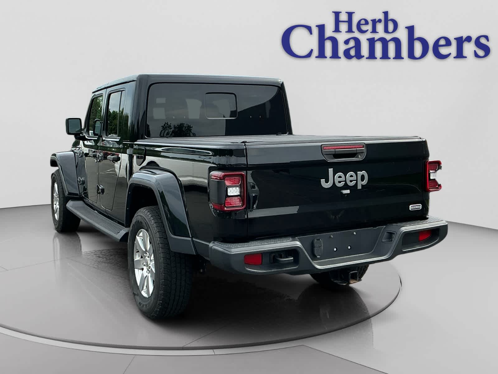 used 2022 Jeep Gladiator car, priced at $28,258