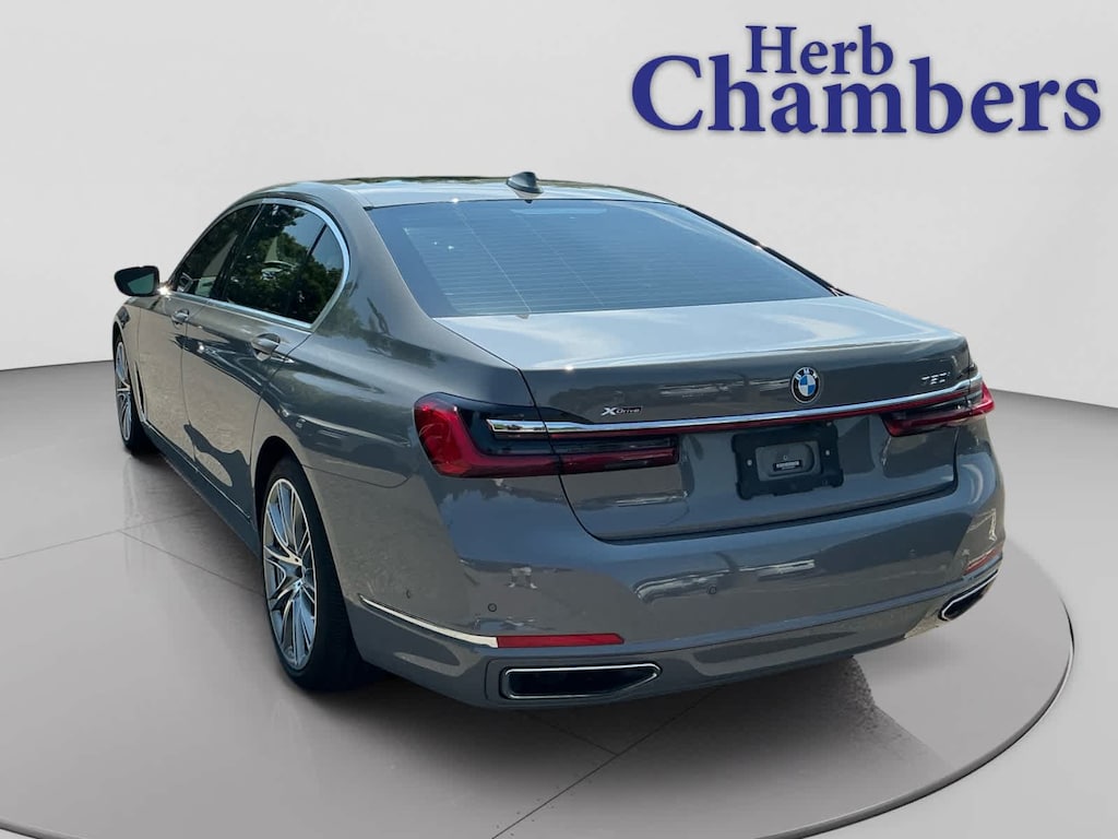 Used 2022 BMW 750i xDrive Sedan