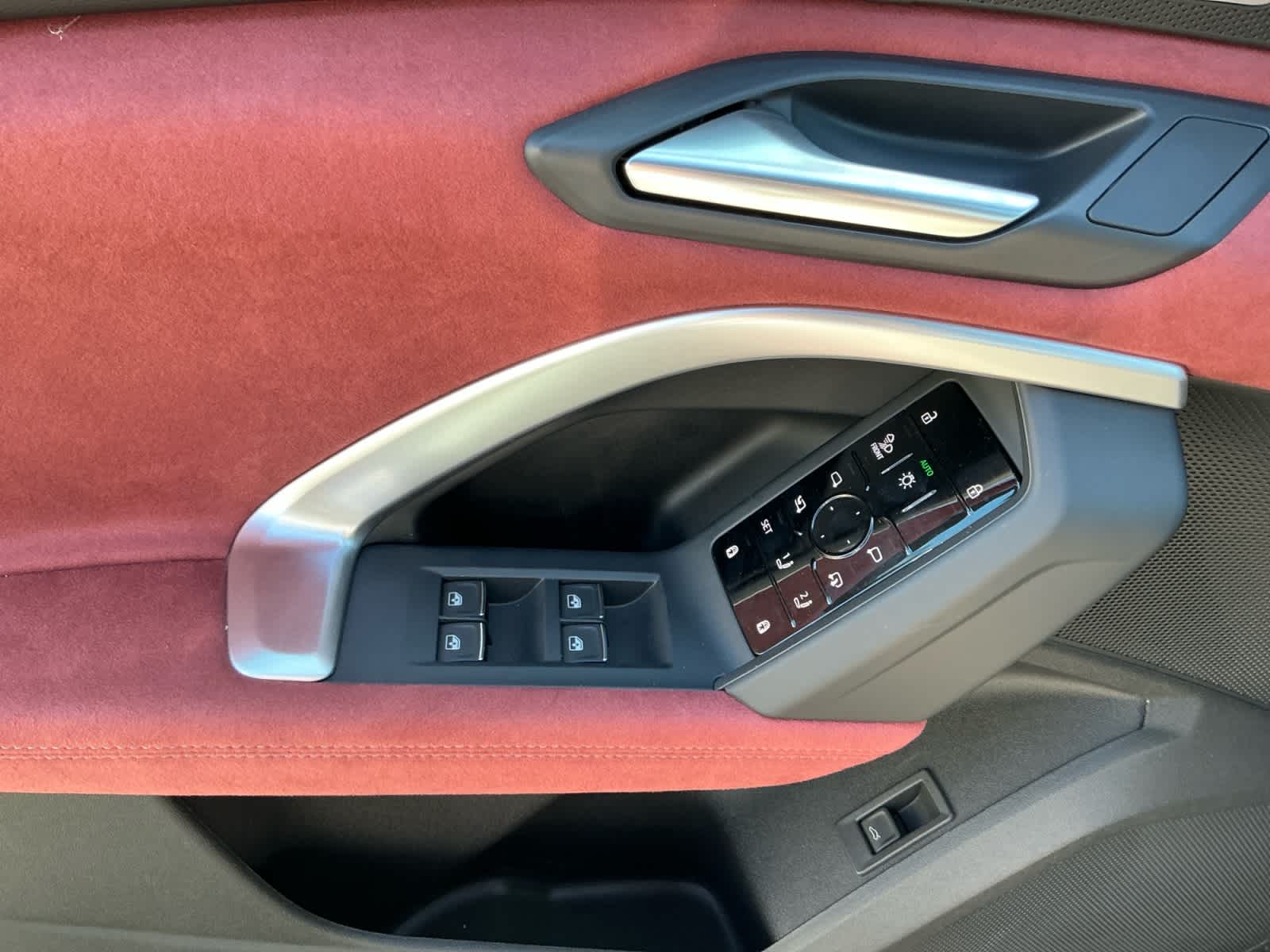 new 2026 Audi SQ5 car, priced at $75,435