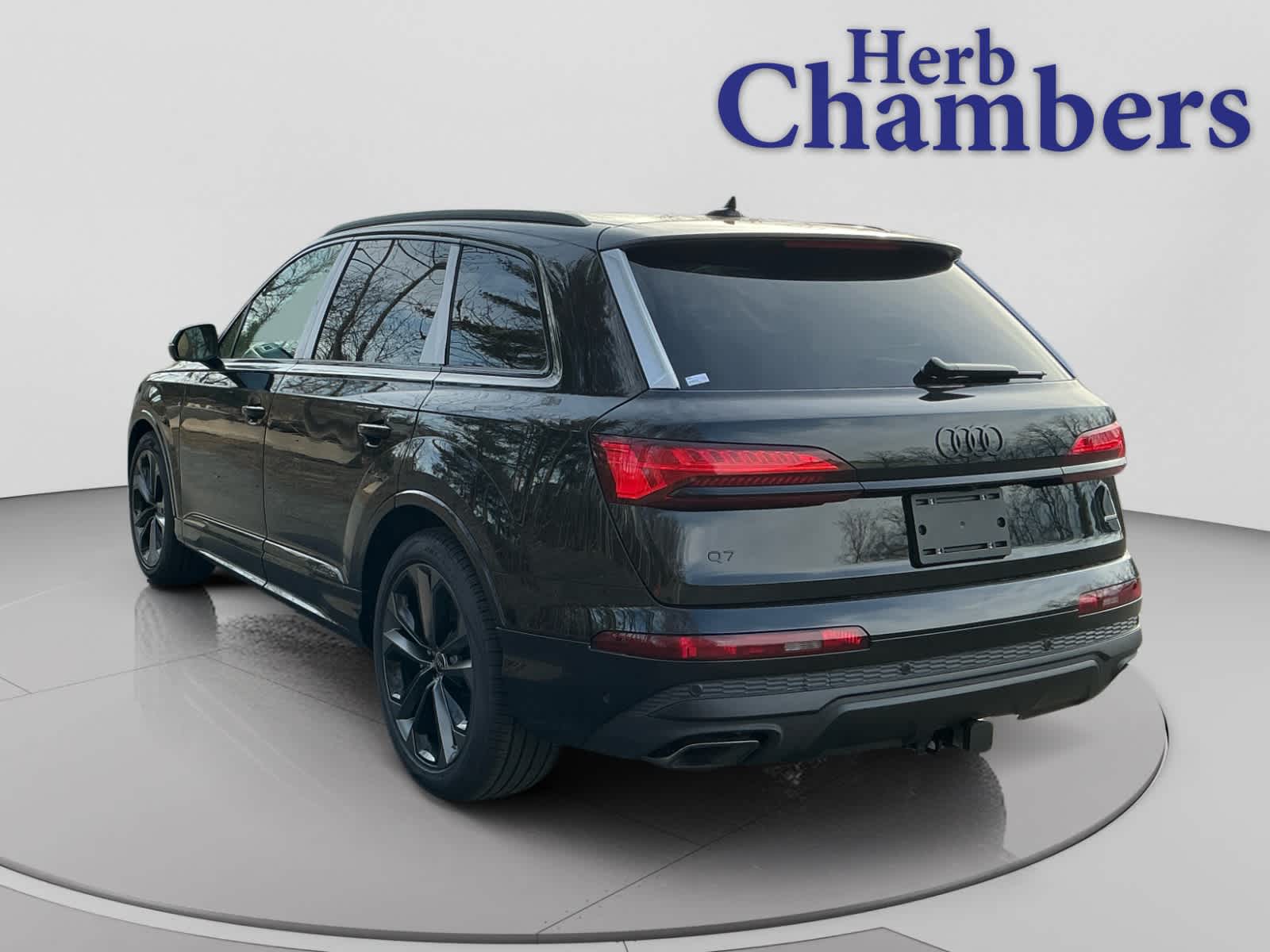 new 2026 Audi Q7 car, priced at $77,745
