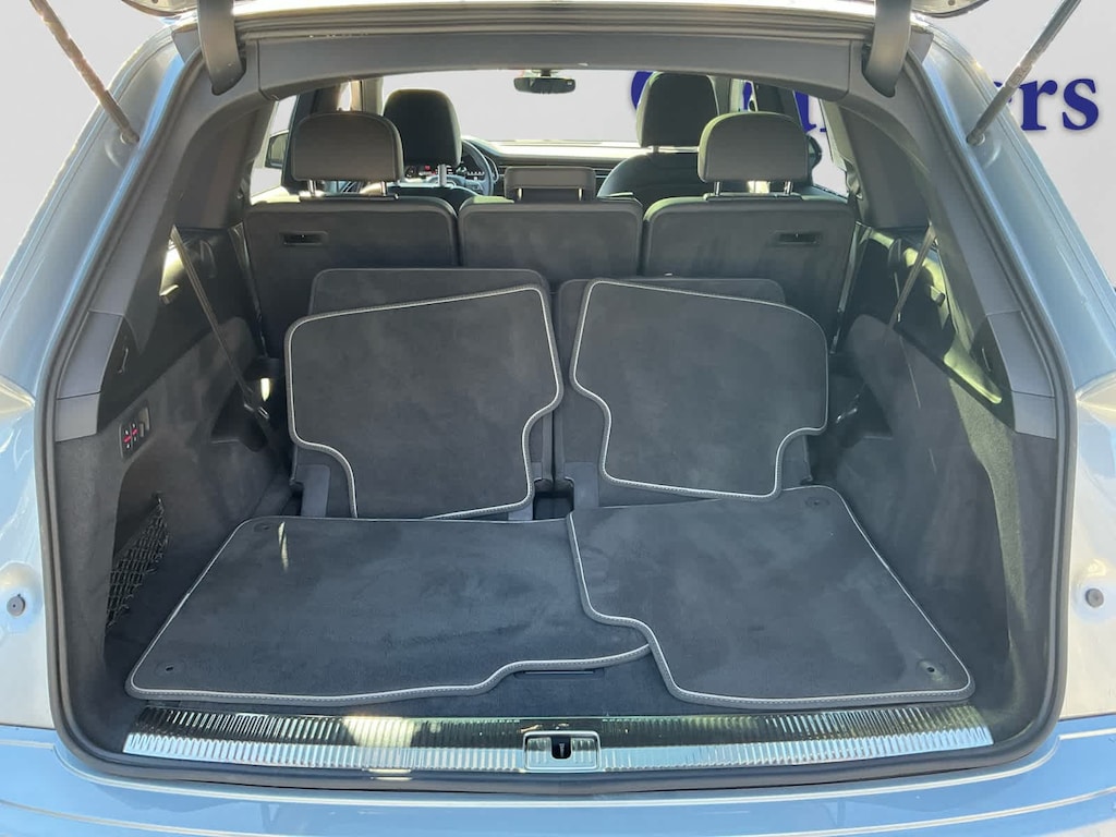 Used 2025 Audi Q7 45 Premium SUV