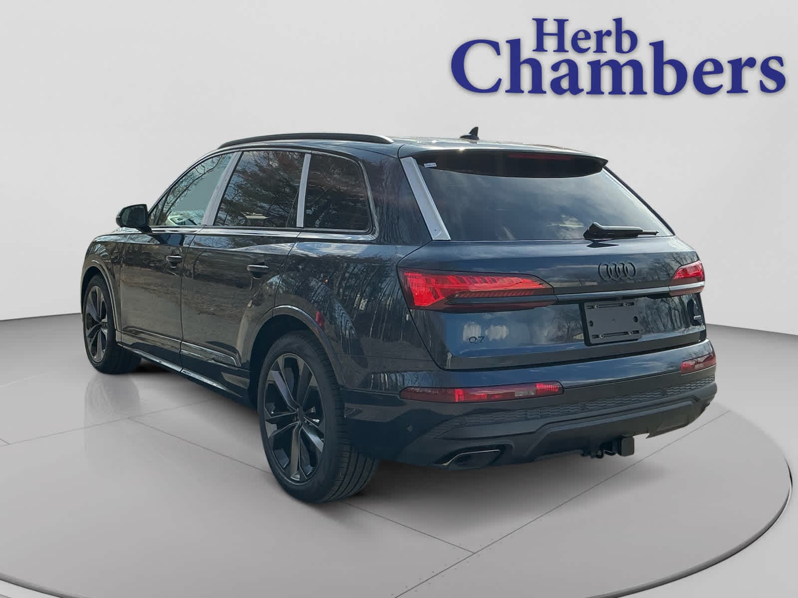 new 2026 Audi Q7 car, priced at $78,445