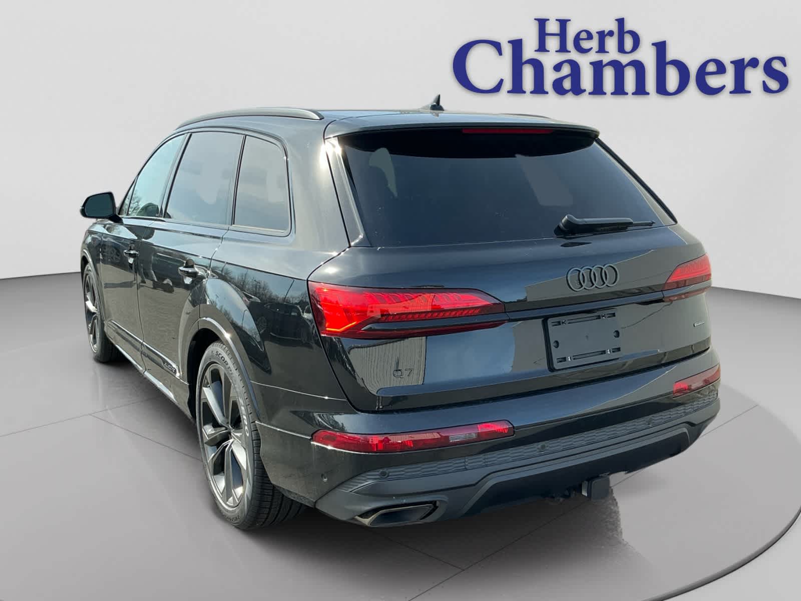 new 2026 Audi Q7 car, priced at $78,495