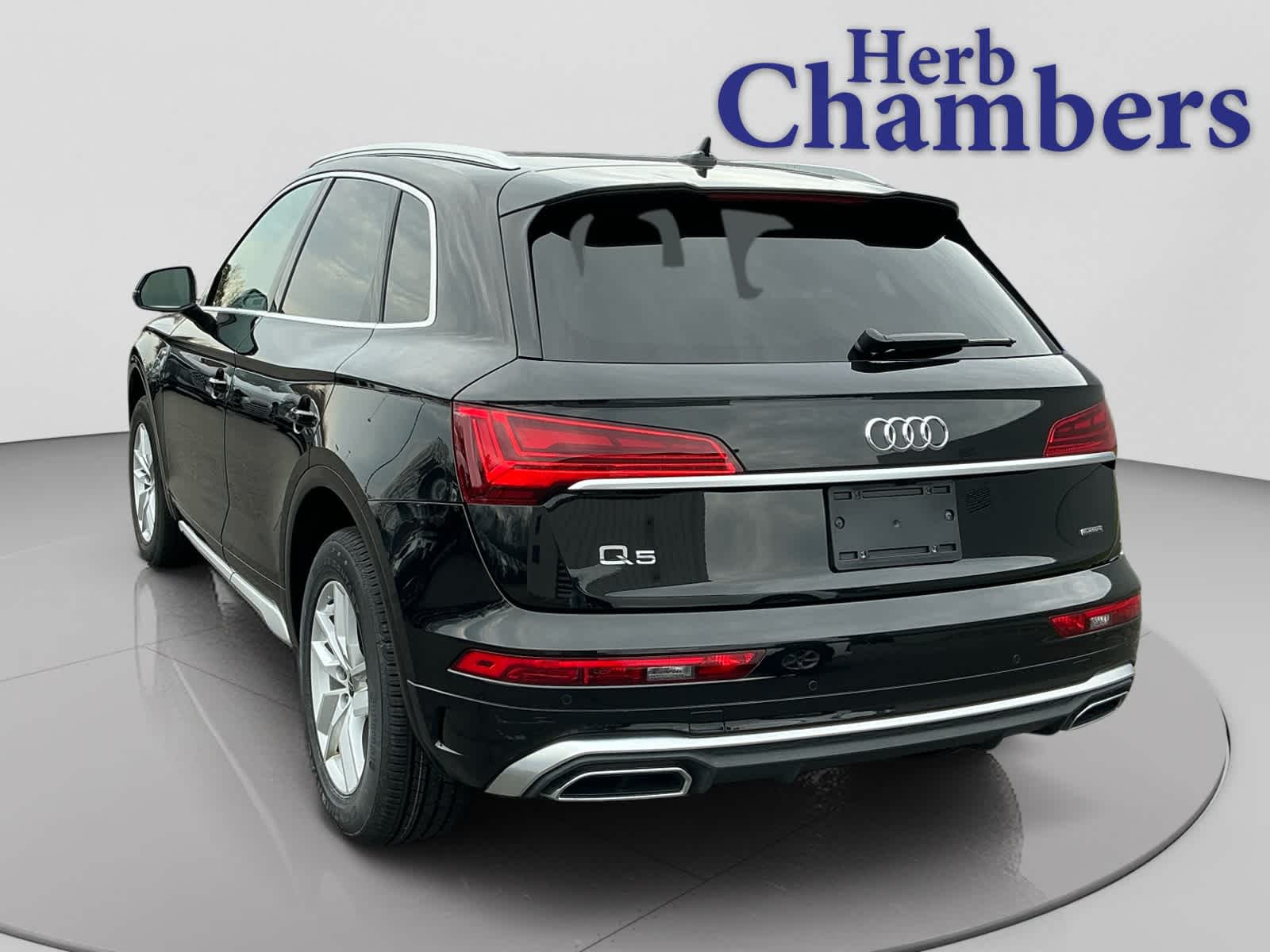 used 2023 Audi Q5 car, priced at $31,498