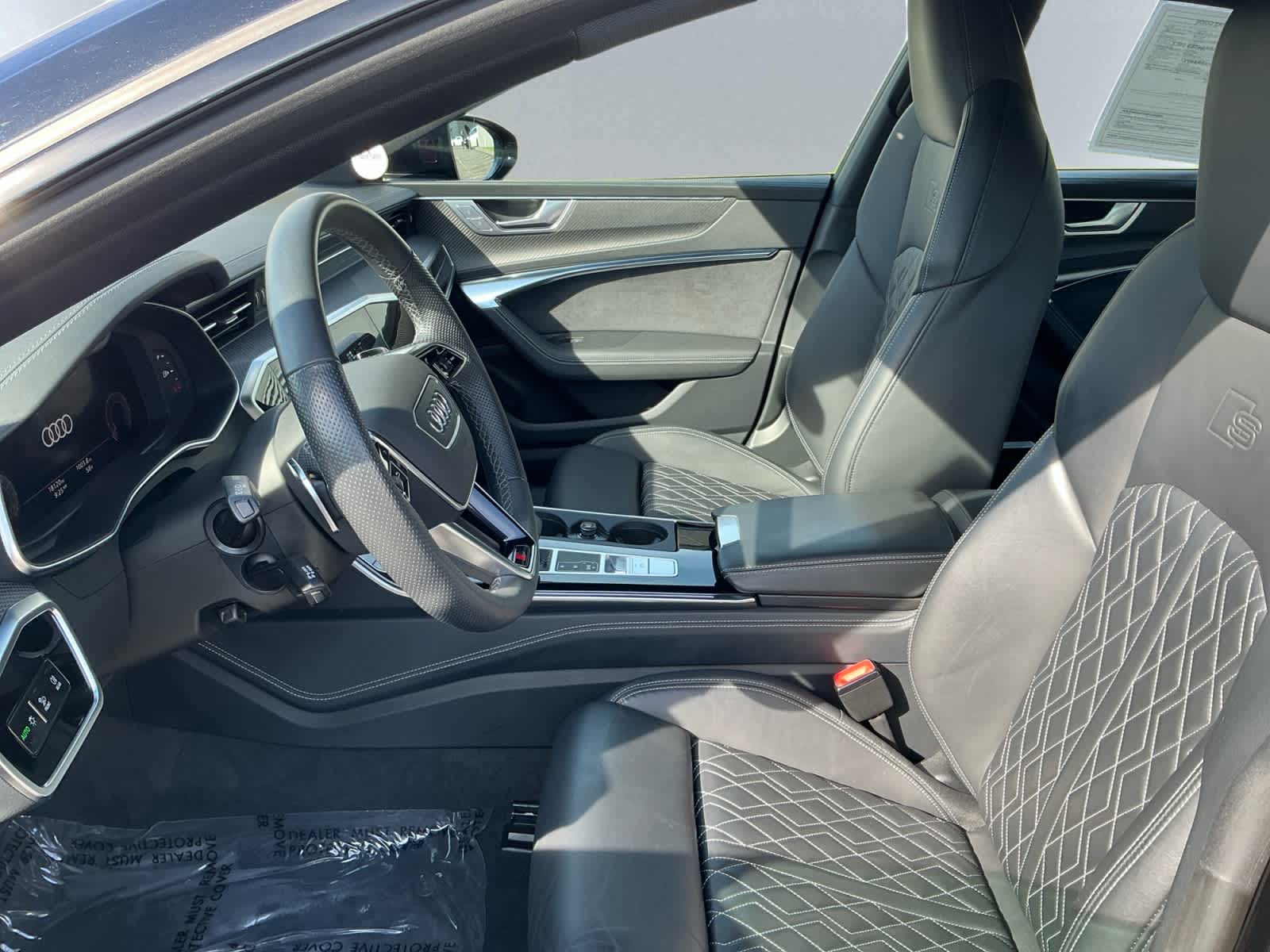 View vehicle photo 7