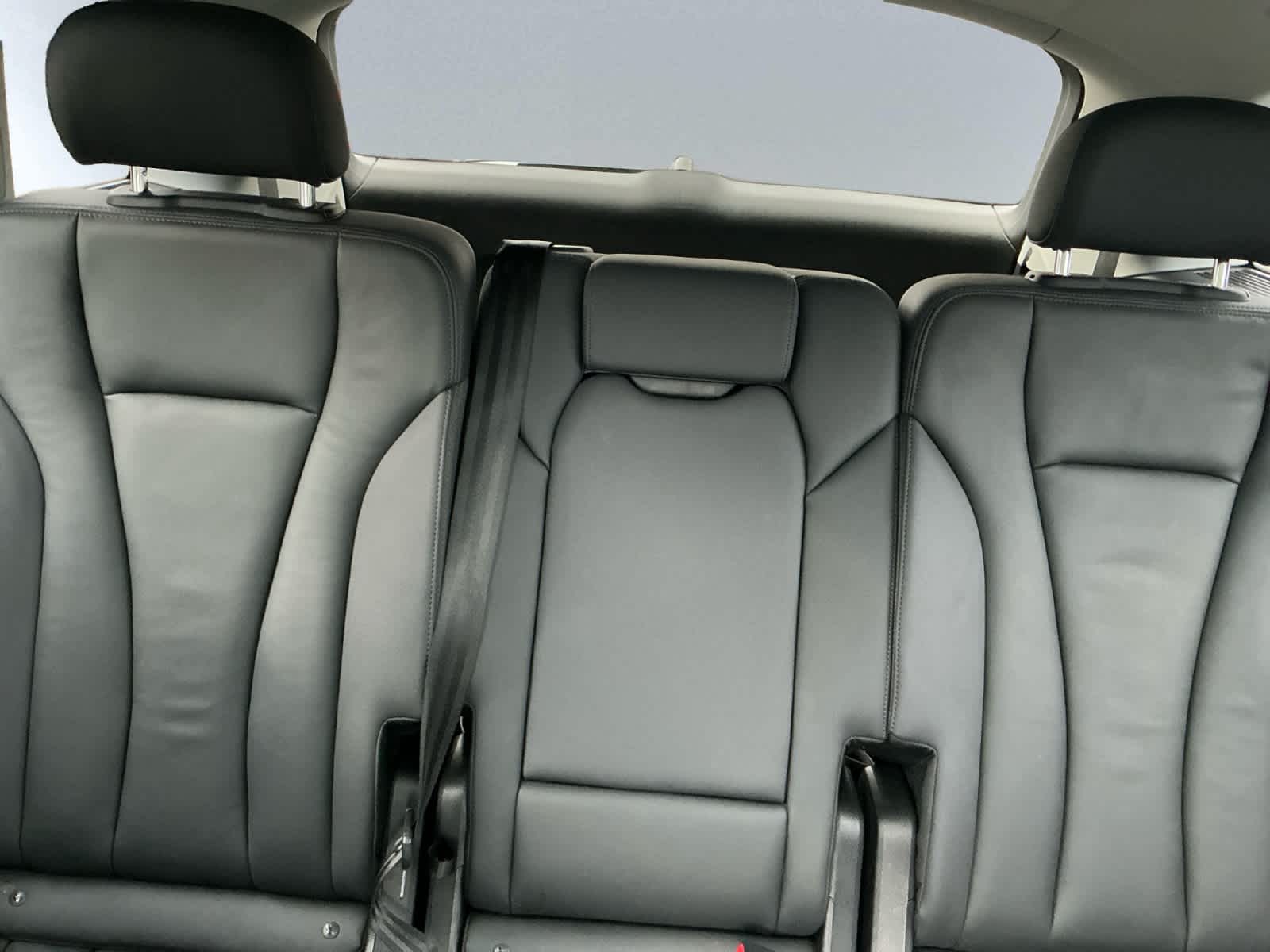 used 2023 Audi Q7 car, priced at $40,557