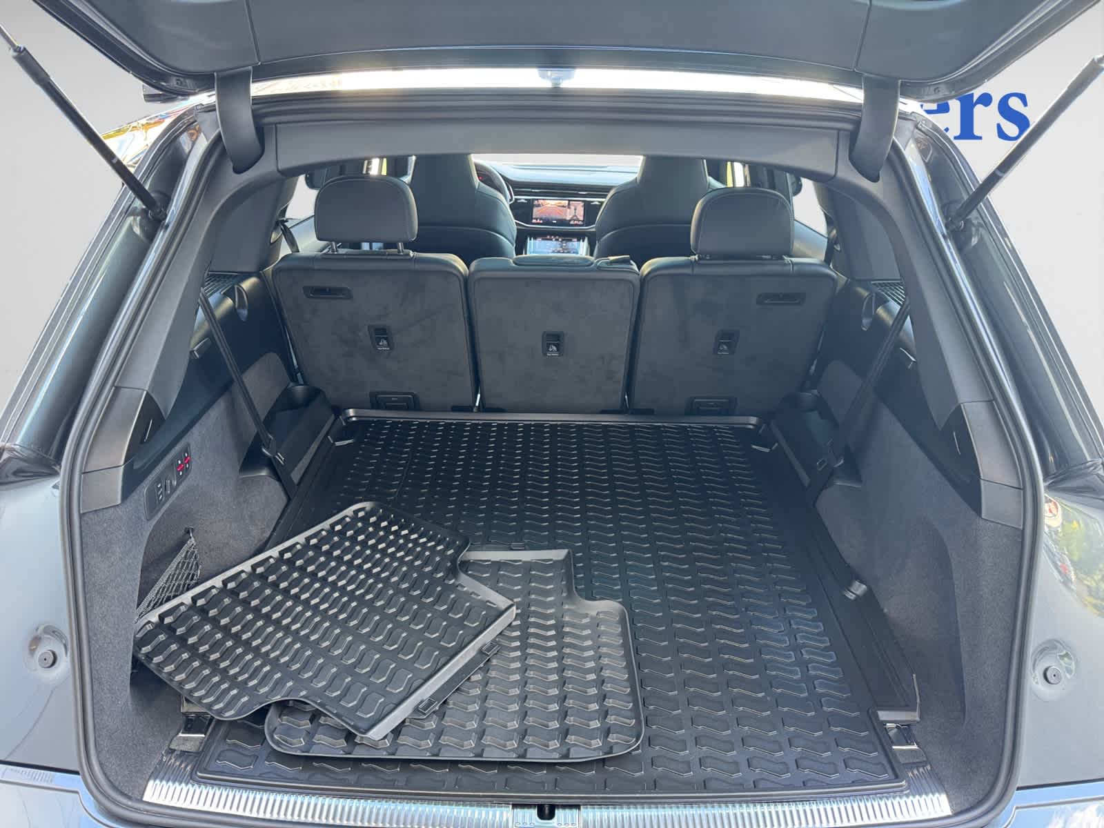 2025 Audi SQ7 Premium Plus photo 4