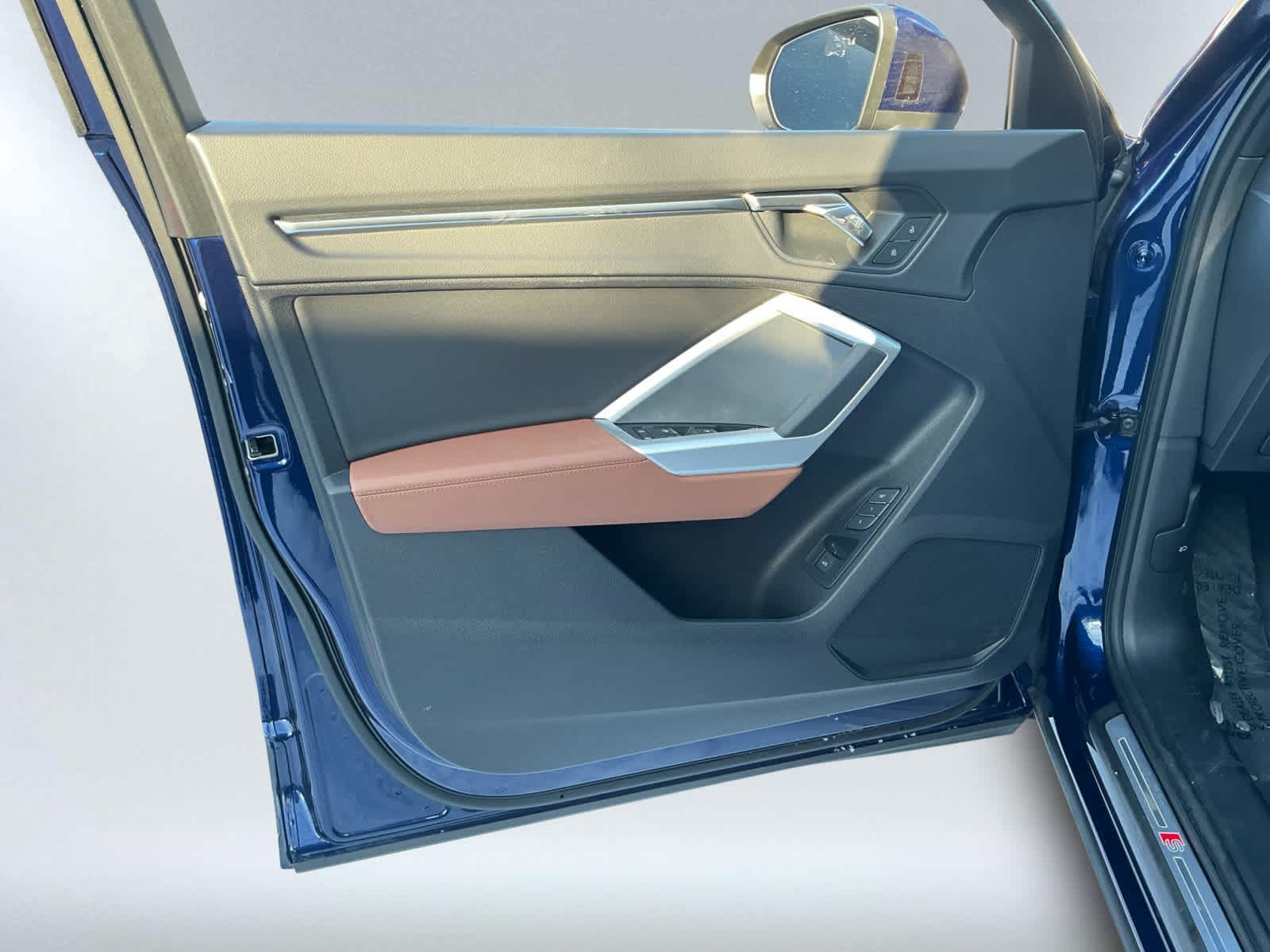 used 2025 Audi Q3 car, priced at $32,888