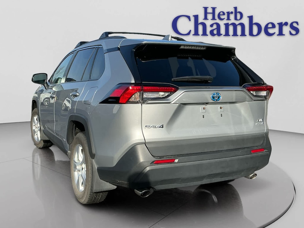 Used 2021 Toyota RAV4 Hybrid XLE SUV