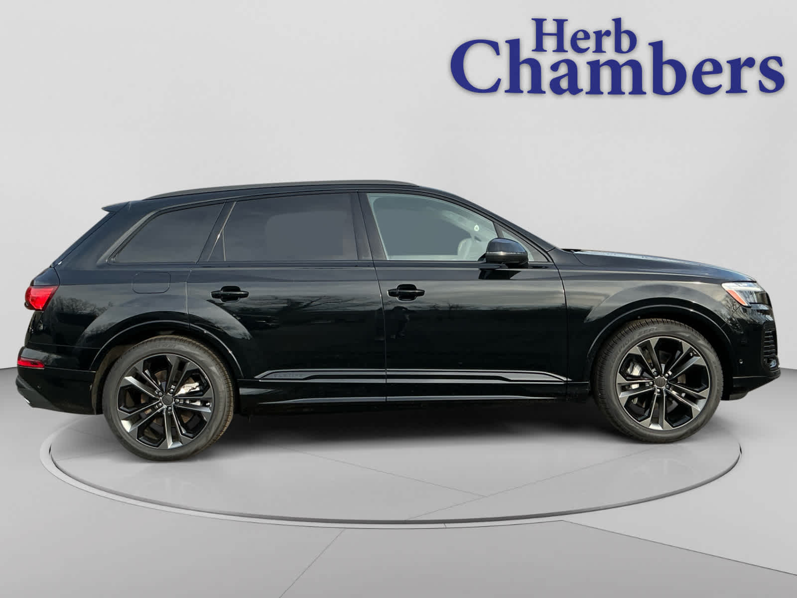 new 2026 Audi Q7 car, priced at $77,745