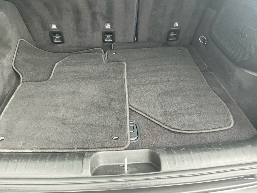 Used 2021 Jeep Cherokee Limited SUV