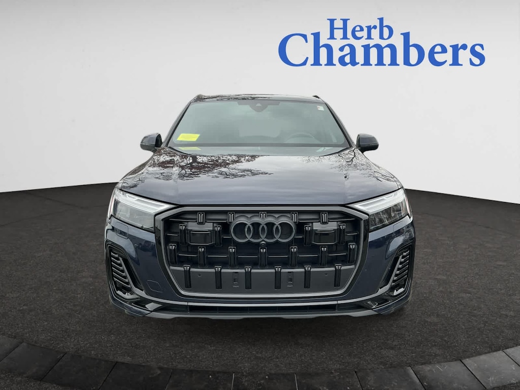Certified 2025 Audi Q7 45 Premium SUV