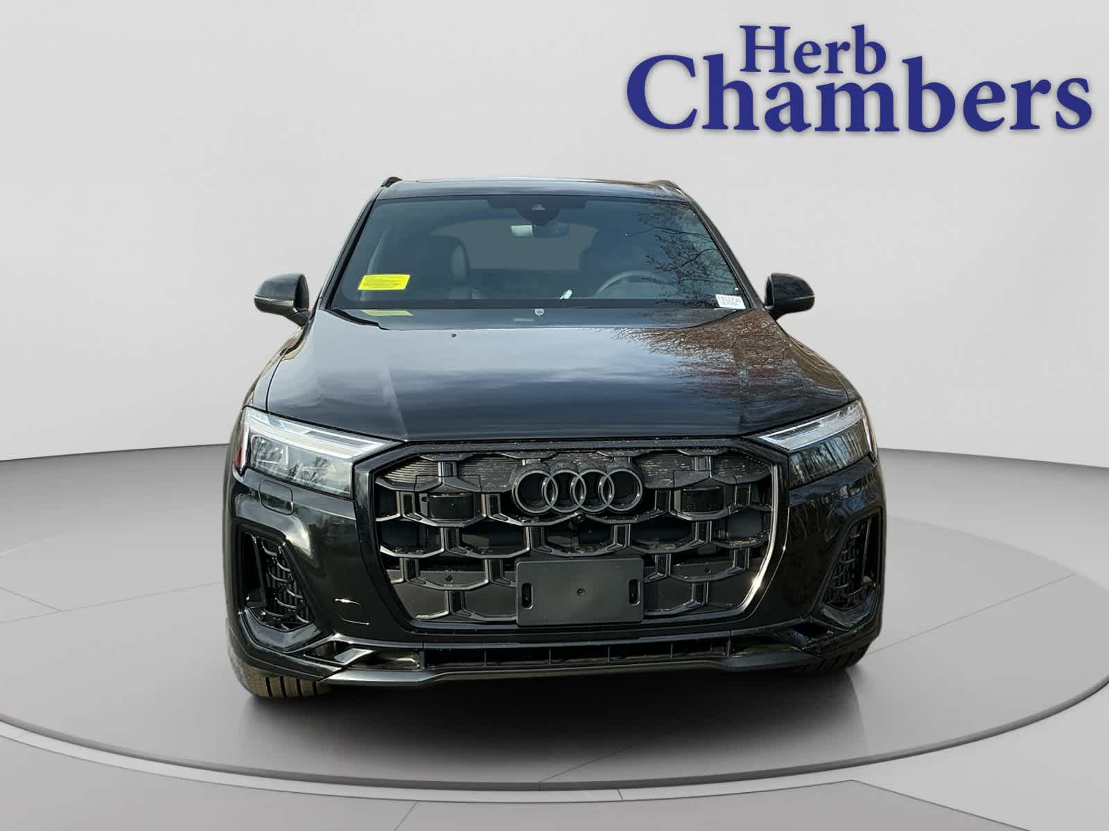 new 2026 Audi Q7 car, priced at $77,140