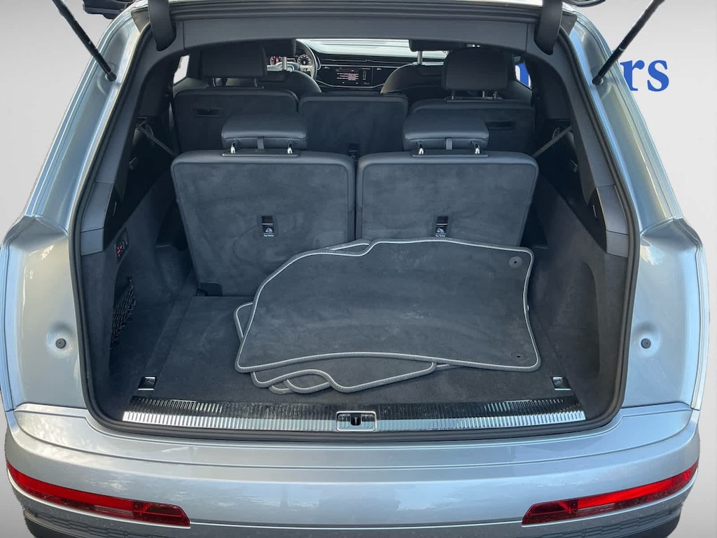 Certified 2025 Audi Q7 45 Premium SUV
