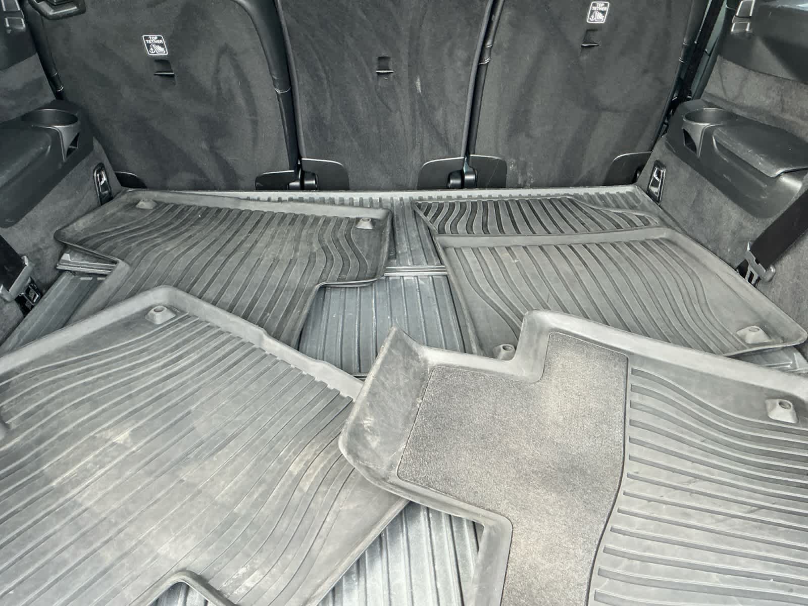 used 2018 Volvo XC90 car, priced at $17,997