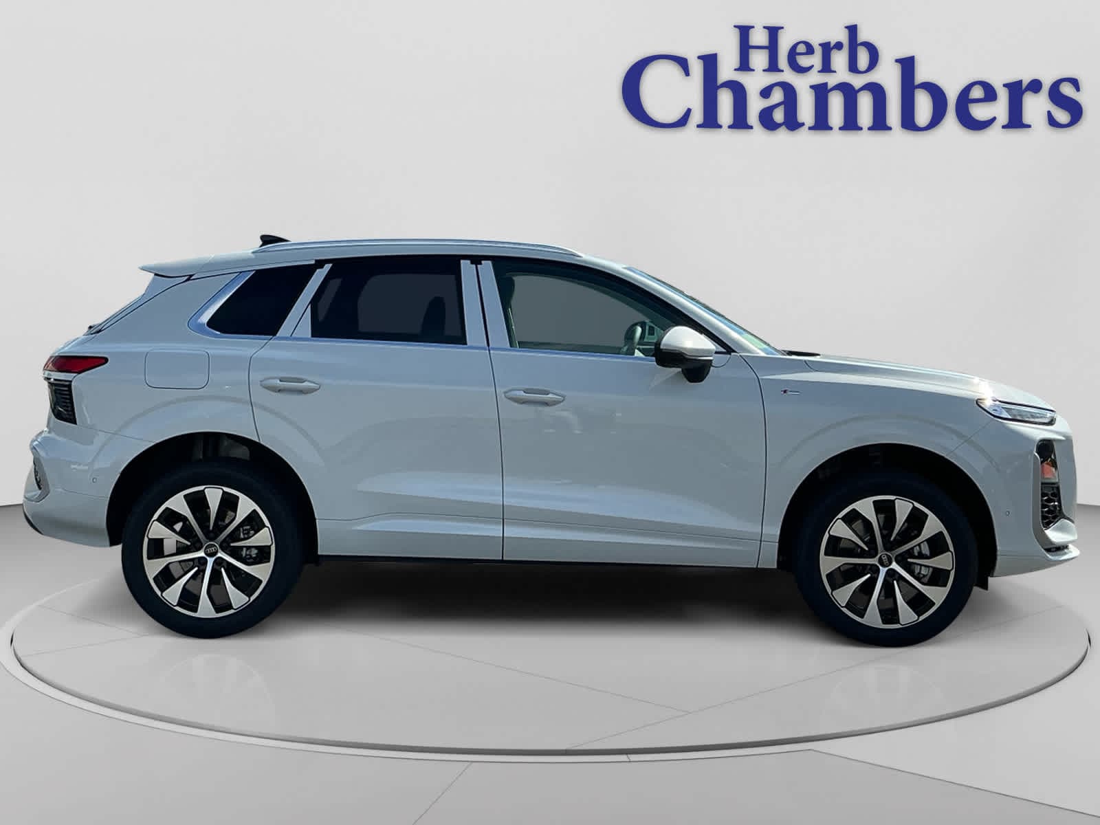 new 2026 Audi Q3 car, priced at $47,640