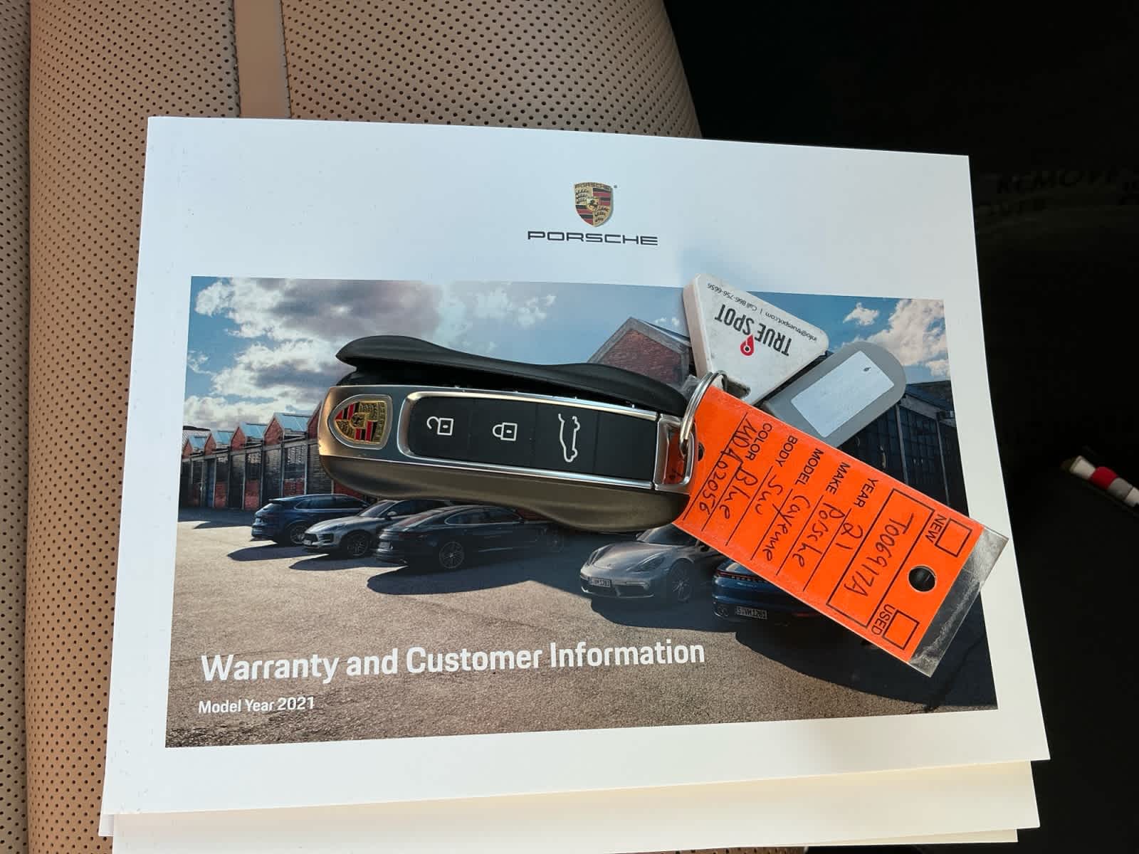 used 2021 Porsche Cayenne car, priced at $32,998