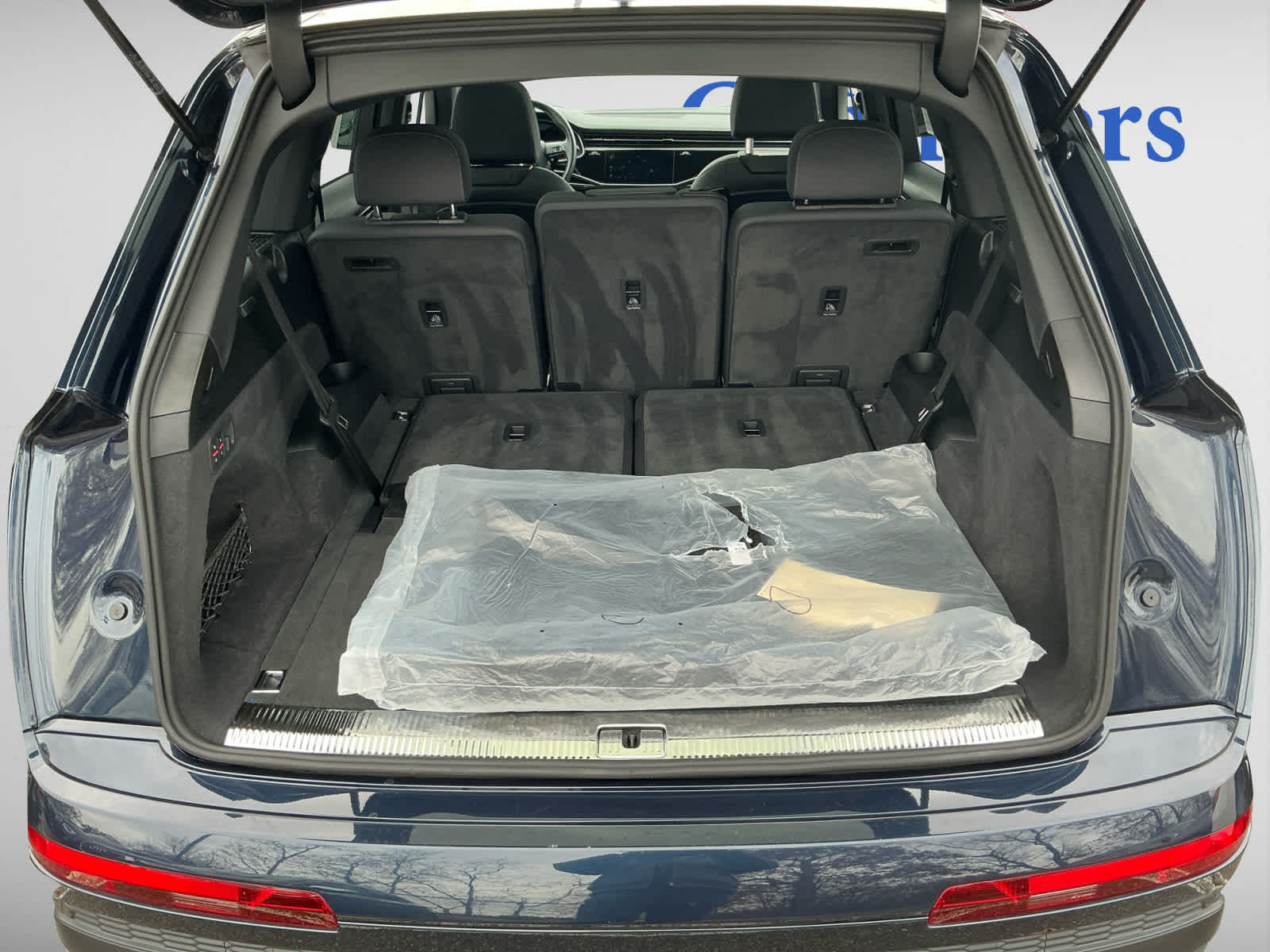 2025 Audi Q7 45 Premium photo 3