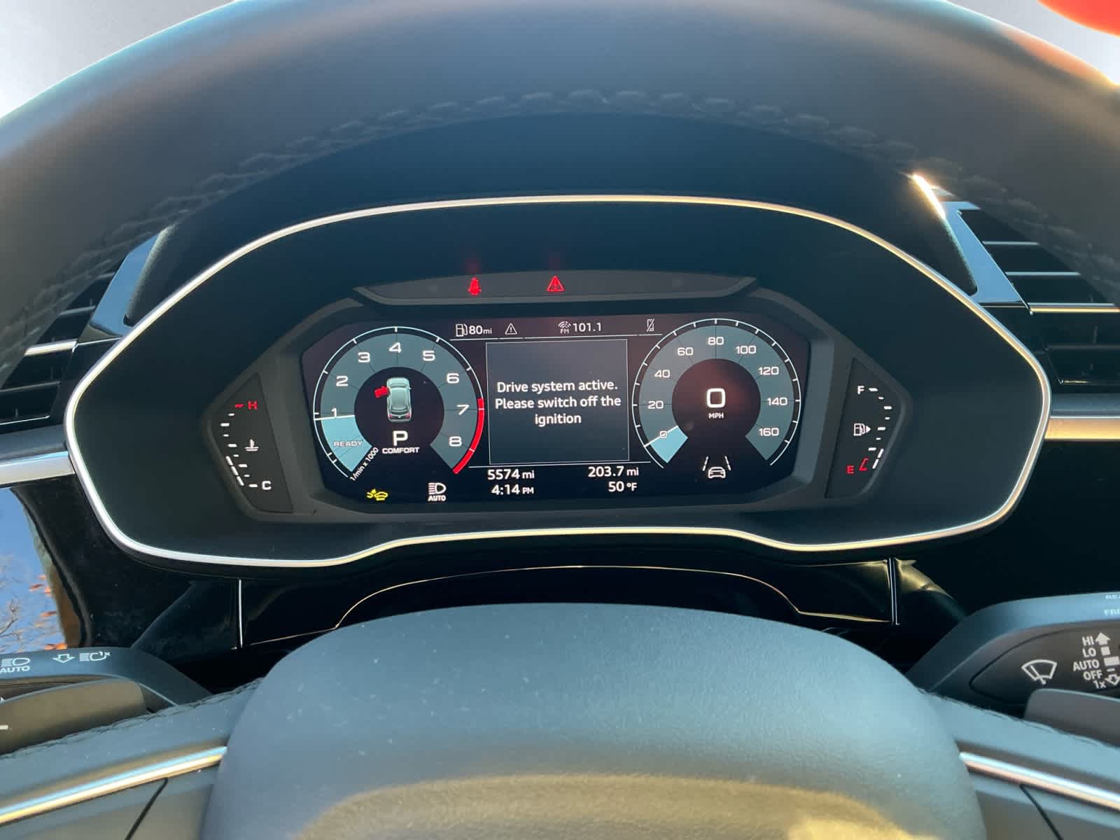 2025 Audi Q3 45 TFSI S line Premium photo 4