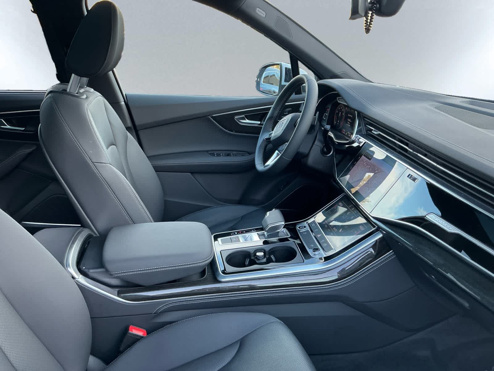 used 2025 Audi Q7 car, priced at $55,258