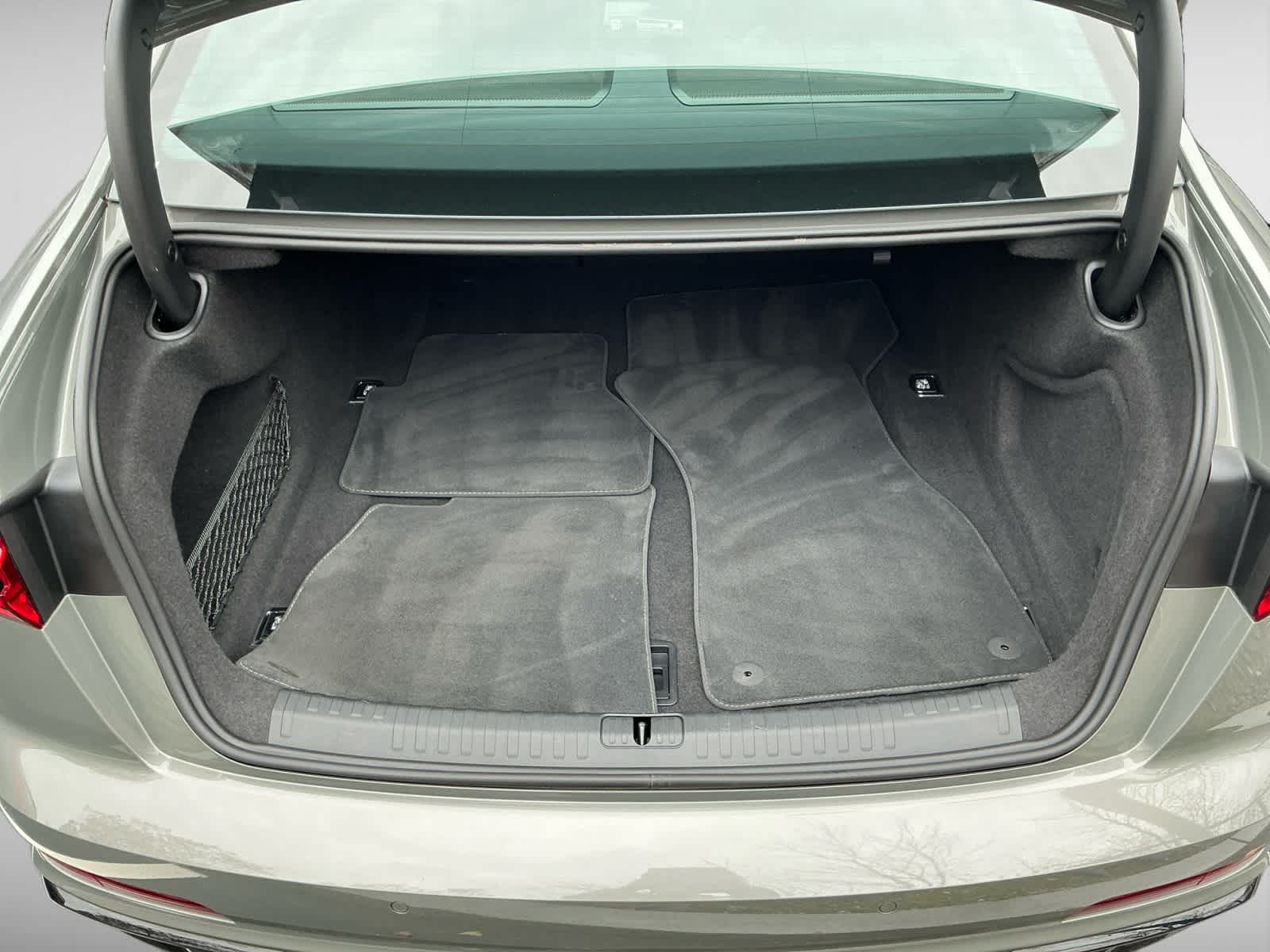 2025 Audi A6 Quattro Premium Plus photo 4