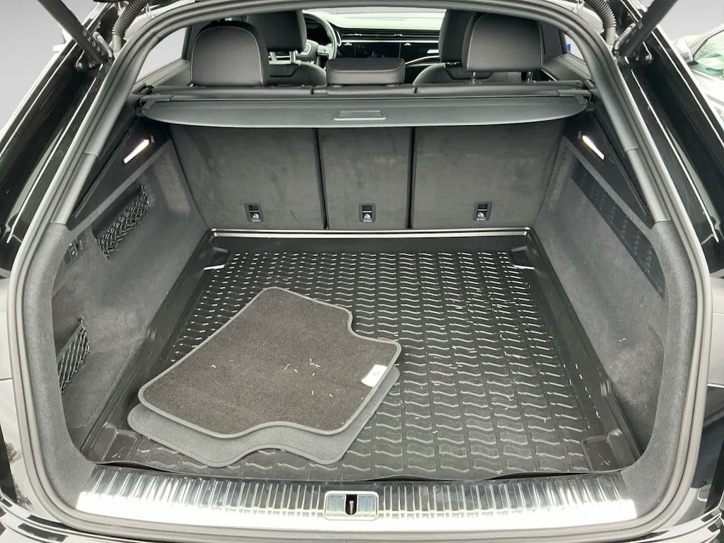 Used 2025 Audi Q8 55 Premium SUV