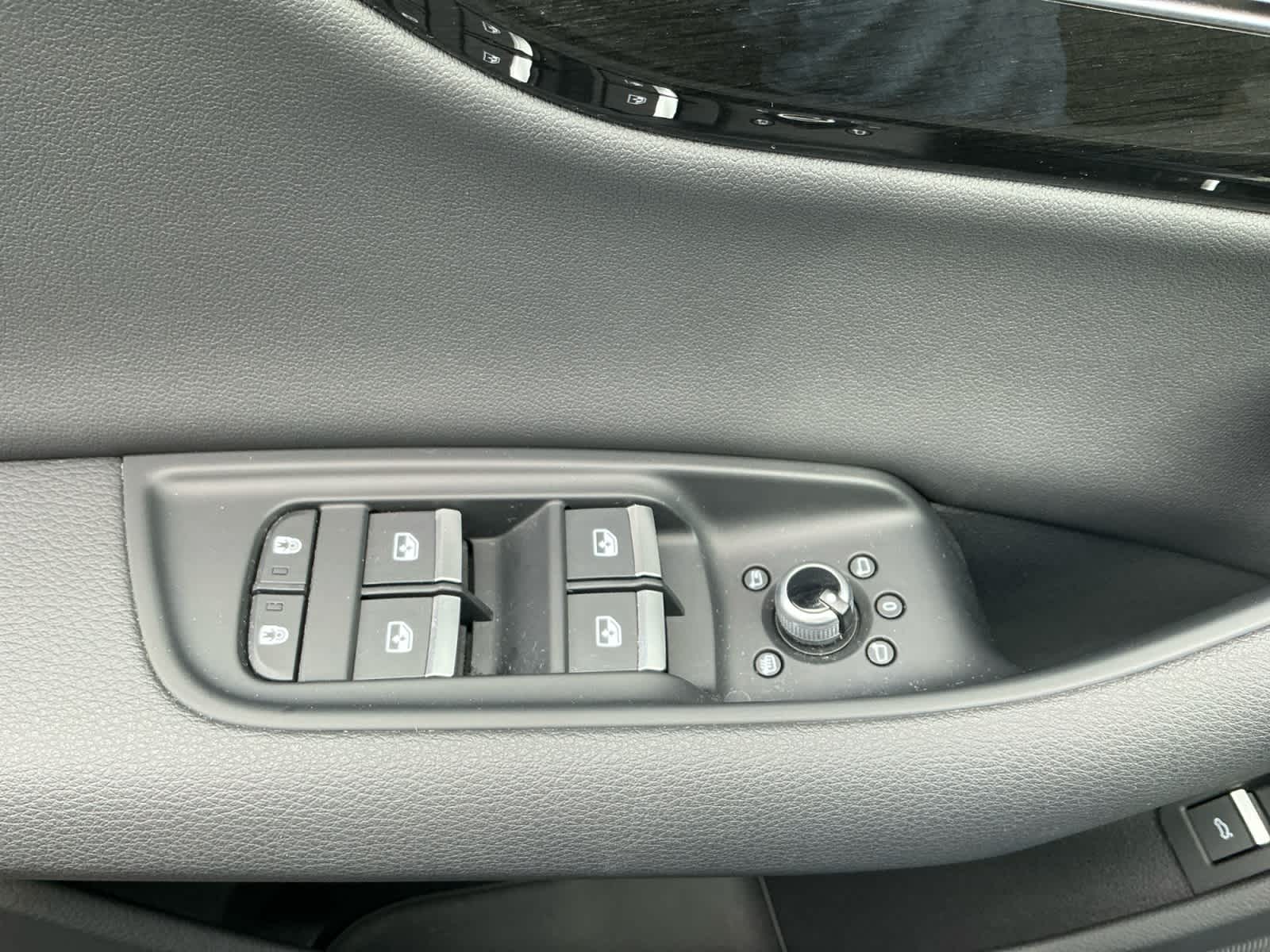 used 2023 Audi Q7 car, priced at $40,557