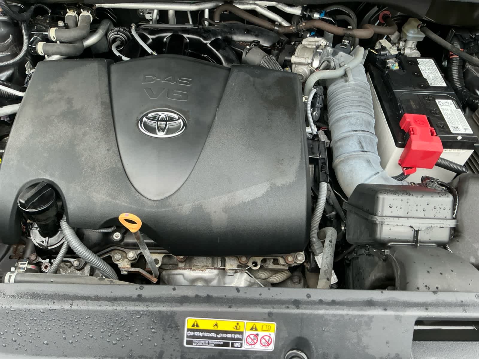 used 2022 Toyota Highlander car, priced at $35,498