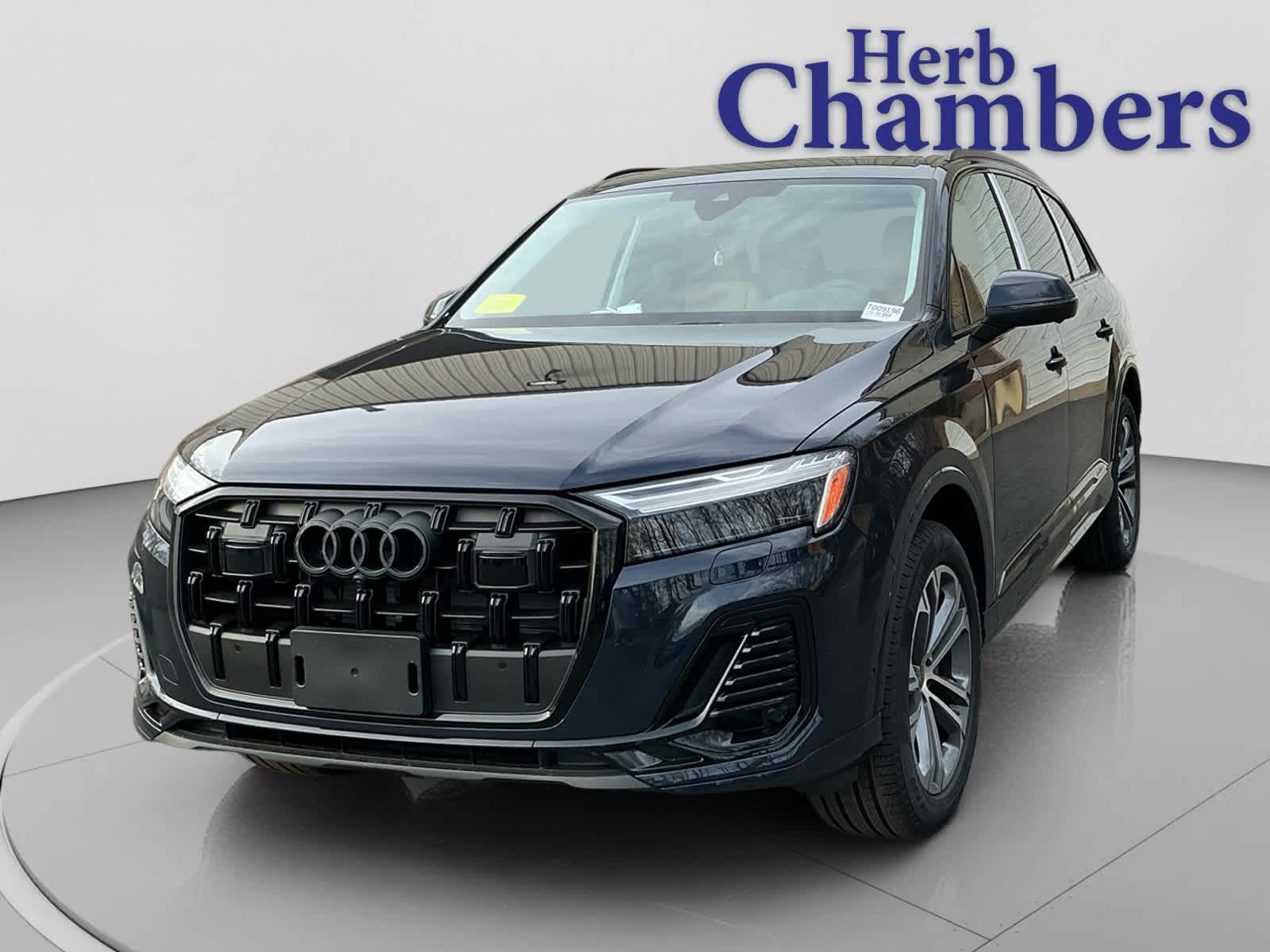 new 2026 Audi Q7 car, priced at $71,445