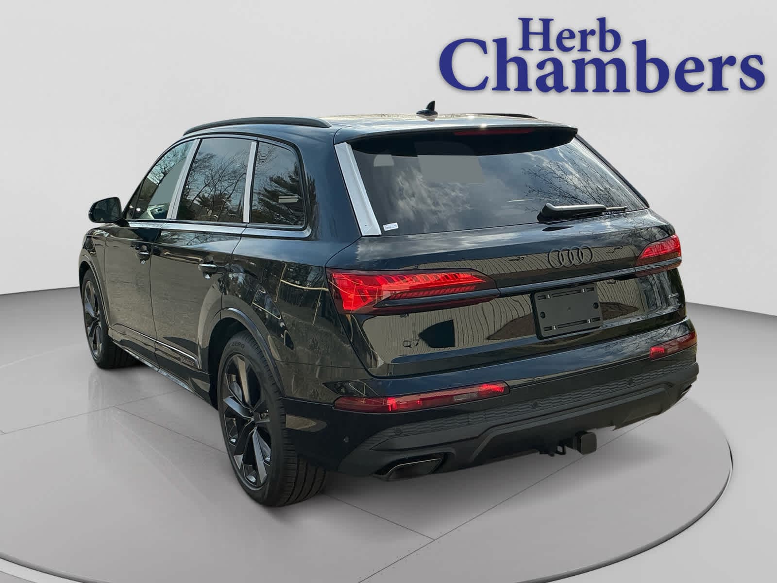 new 2026 Audi Q7 car, priced at $78,445