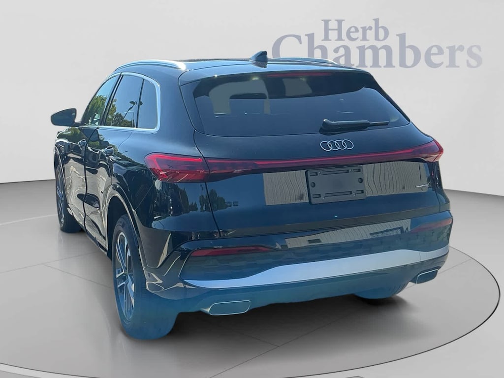 Certified 2025 Audi Q5 2.0T Premium SUV