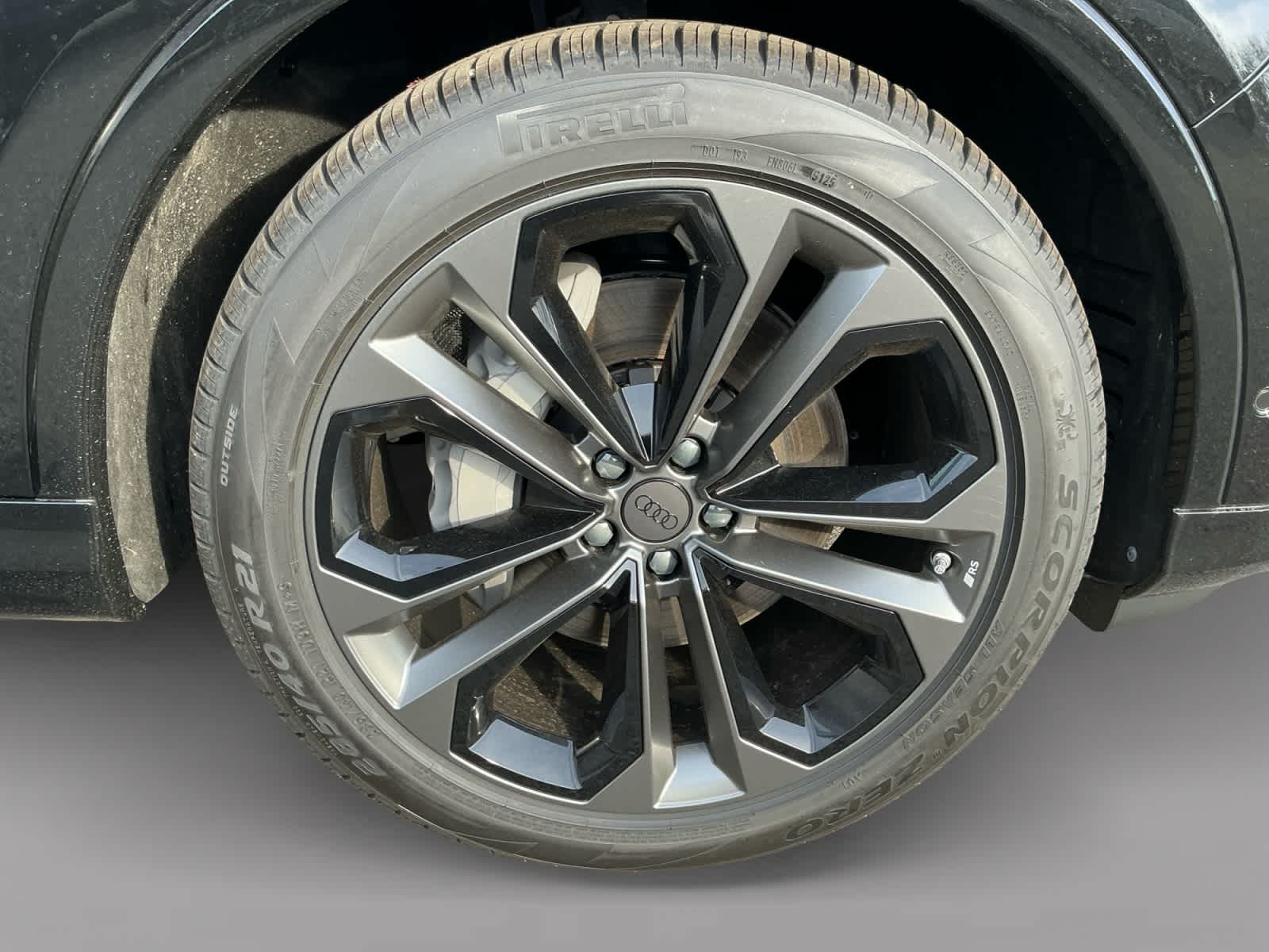 new 2026 Audi Q7 car, priced at $77,140