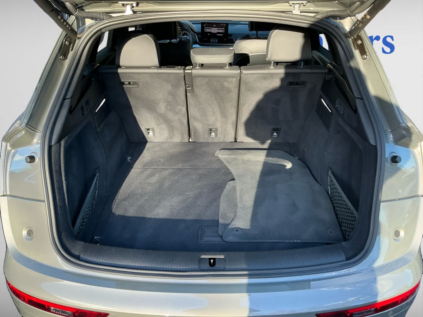 2025 Audi Q5 45 S line Premium photo 4