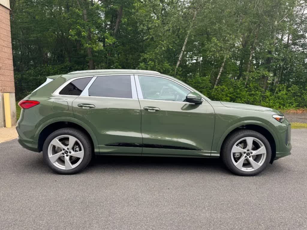 new 2025 Audi Q5 car, priced at $59,180
