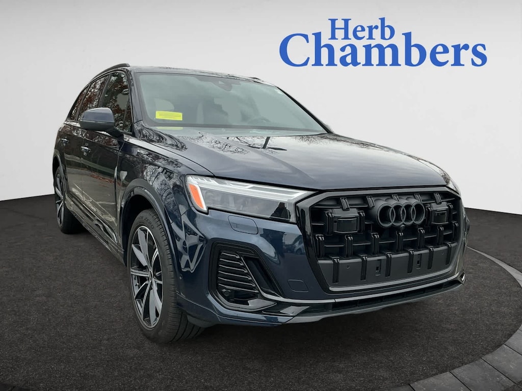 Certified 2025 Audi Q7 45 Premium SUV
