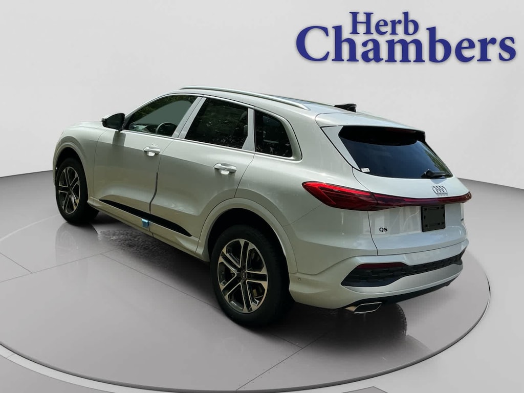 New 2026 Audi Q5 Premium SUV